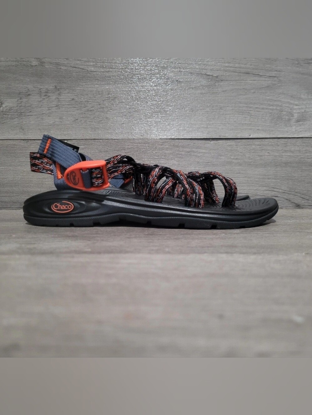 Chaco Z/Volv X2 Sport Sandals Womens Size 10 Multicolor